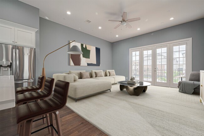 Building Photo - 4318 Center St