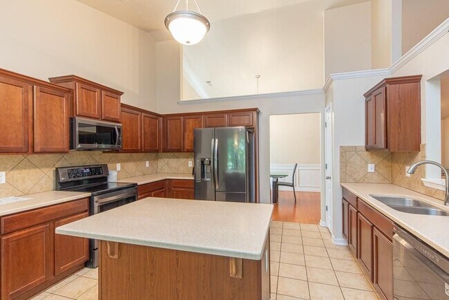 Building Photo - 4556 White Horse Dr