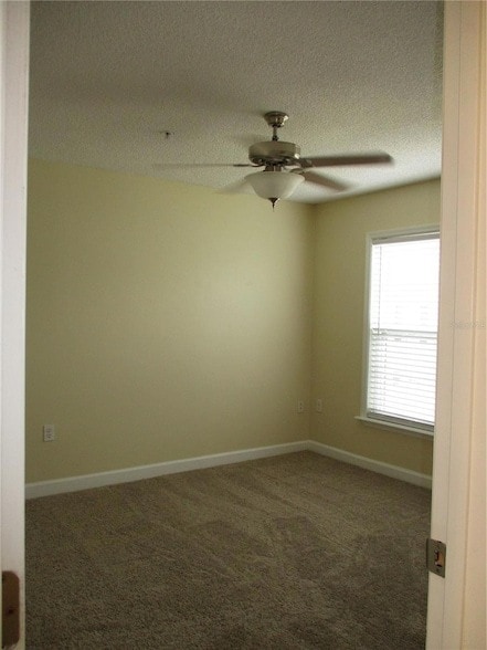 Building Photo - 2065 Dixie Belle Dr