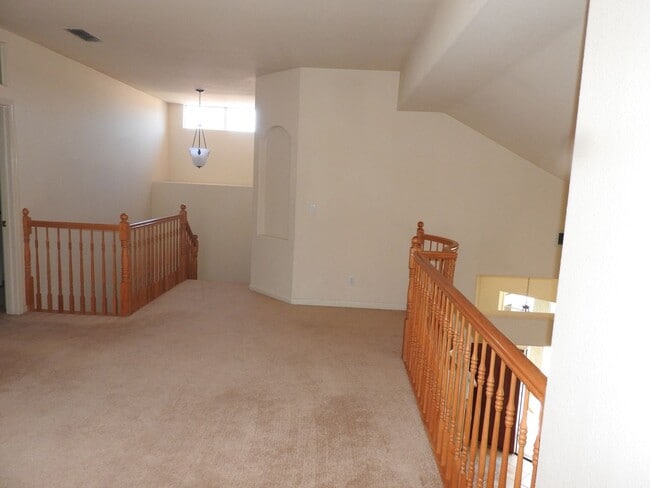 Building Photo - Beautiful Granite Bay Home in Gated Community