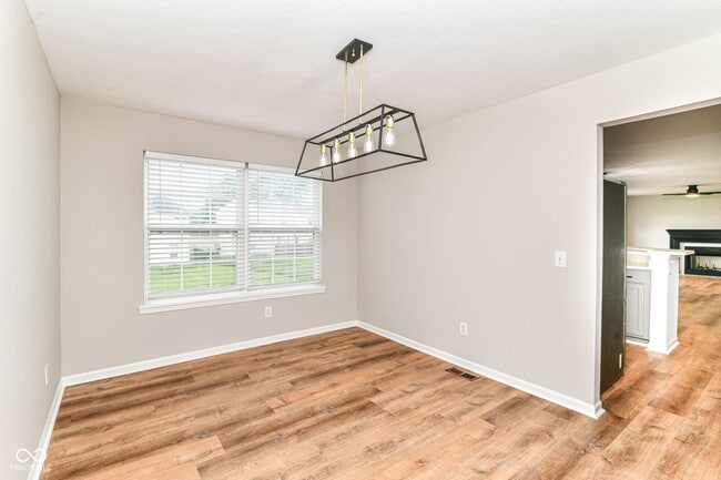 Building Photo - 6040 Portwood Ct