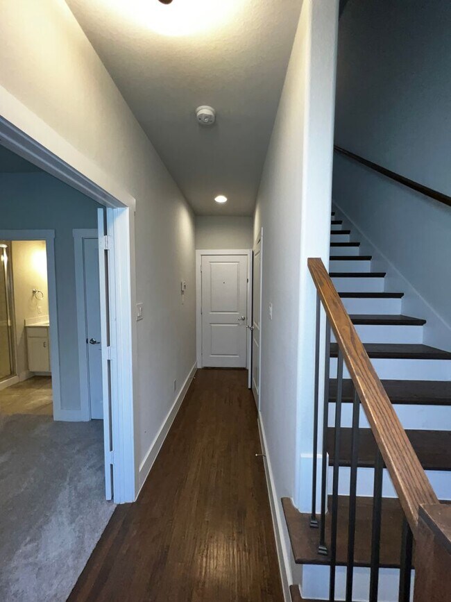 Building Photo - 1319 Rancho Mirage Dr