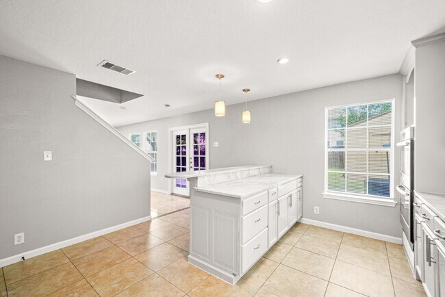 Building Photo - Four Bedroom Rental in Bridgewood!
