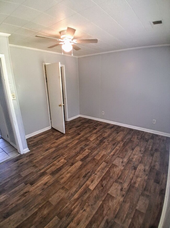 Building Photo - Charming 2 Bedroom Home in the Heart of Oxford!