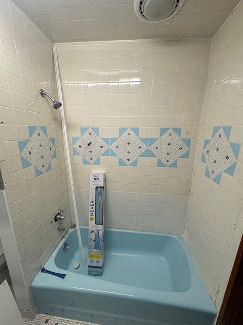 Building Photo - 109 Plymouth Ave