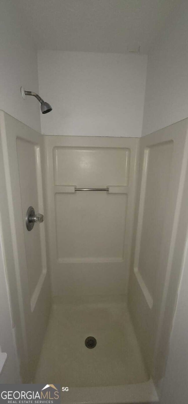 Building Photo - 399 Thomas Downs Way