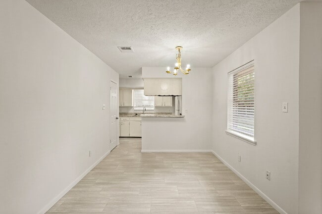 Building Photo - Recently updated 3-bedroom, 2-bath home in...