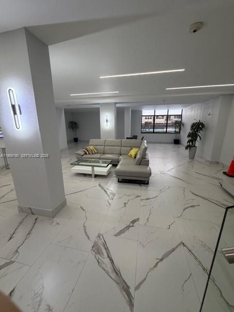 Building Photo - 1890 S Ocean Dr