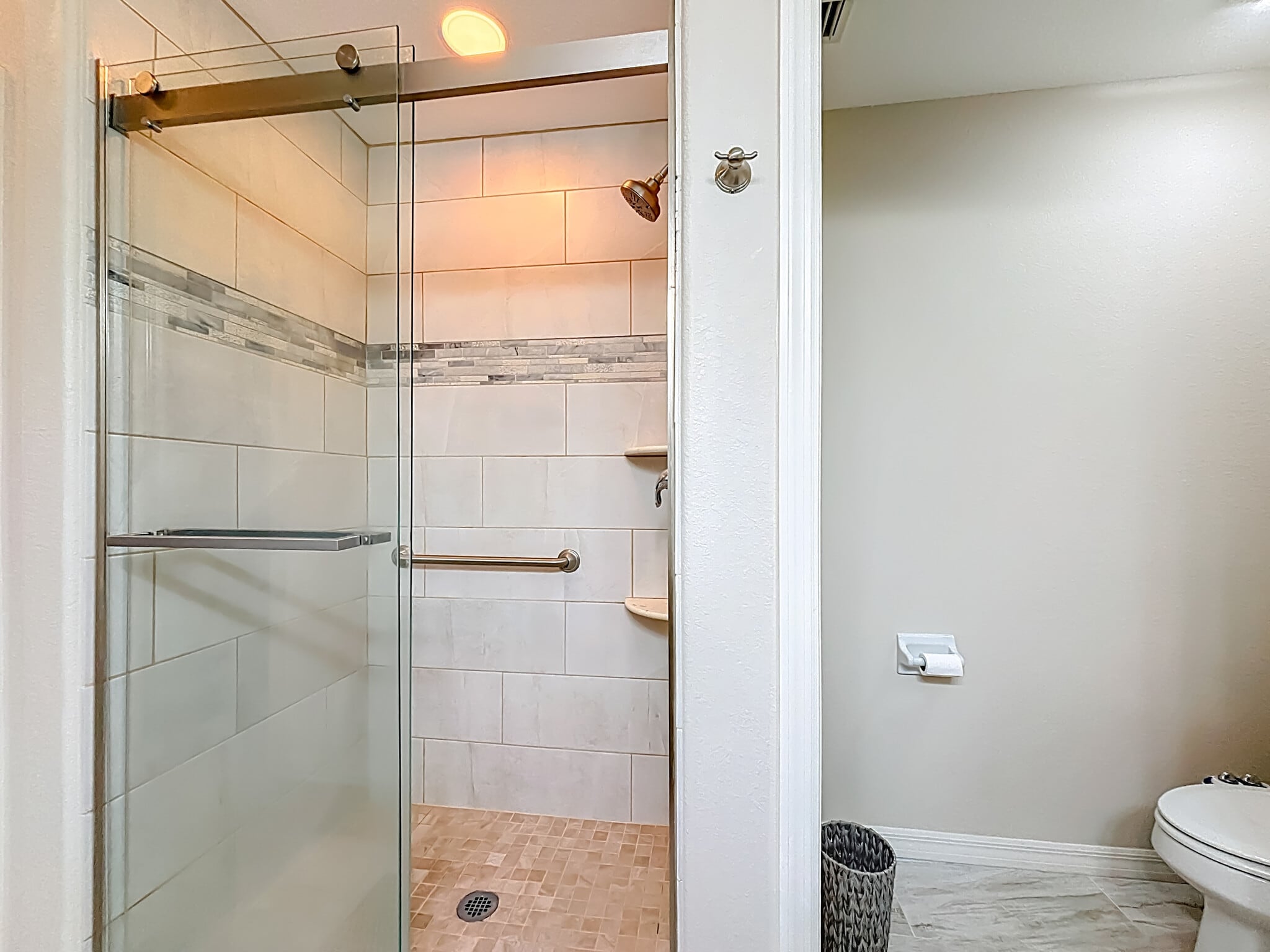 Building Photo - 960 Cooper St