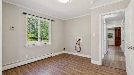 Building Photo - 45 Emery St