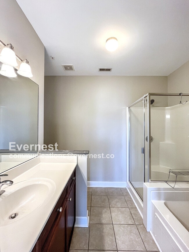 Building Photo - 7231 Althorp Way