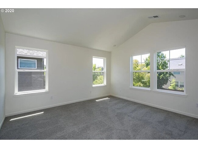 Building Photo - 153 NE Porto Way