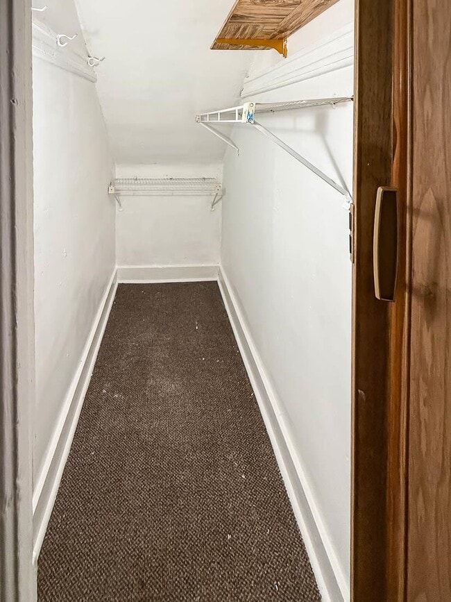 Building Photo - 186 Avenue C