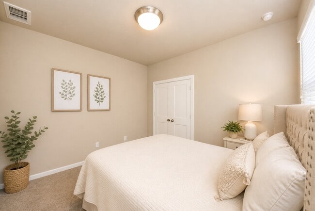 Building Photo - 6110 Dovetail Cliff Ct