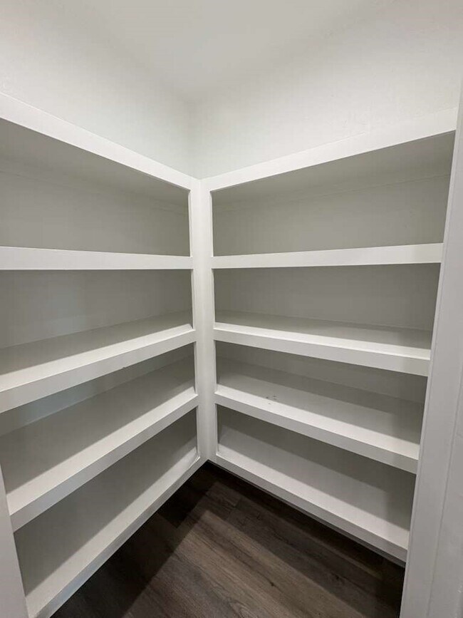 Building Photo - 3231 Langley Bnd Ln