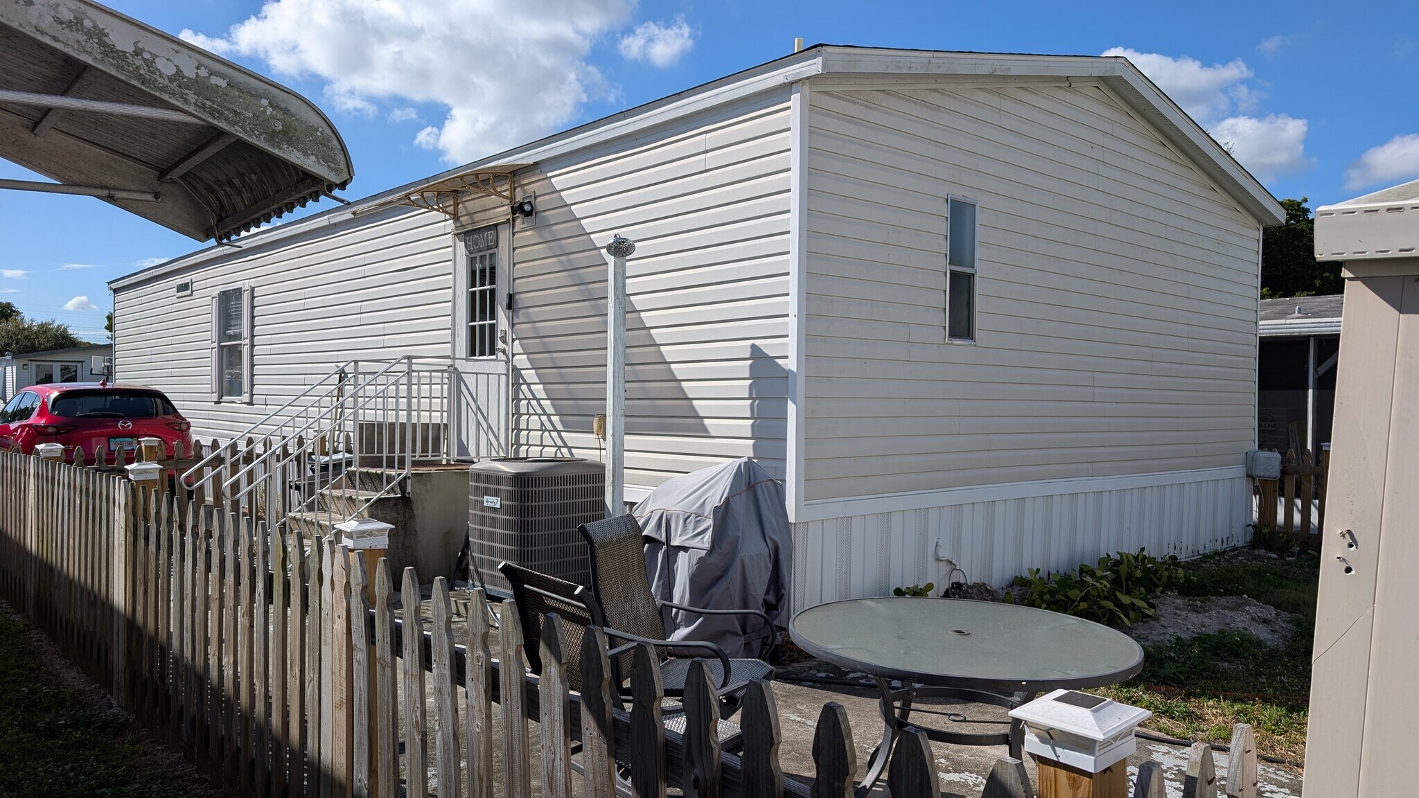 Building Photo - 3023 SW 50th St