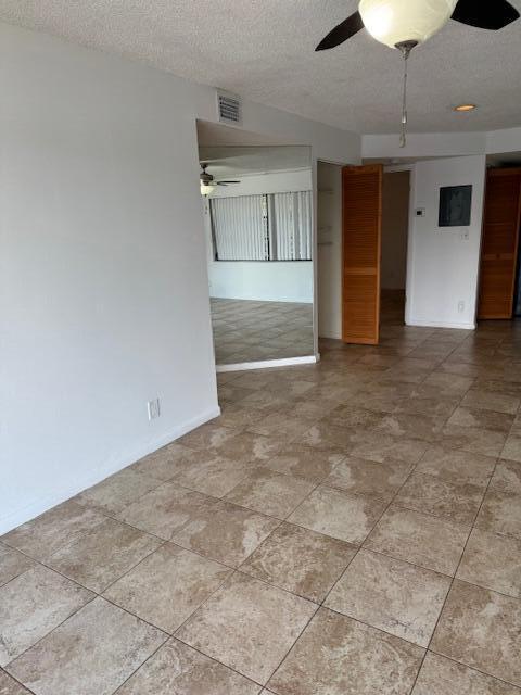 Building Photo - 1827 Middle River Dr
