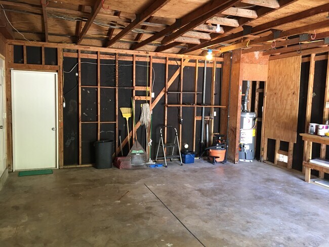 Building Photo - 4110 First View Dr