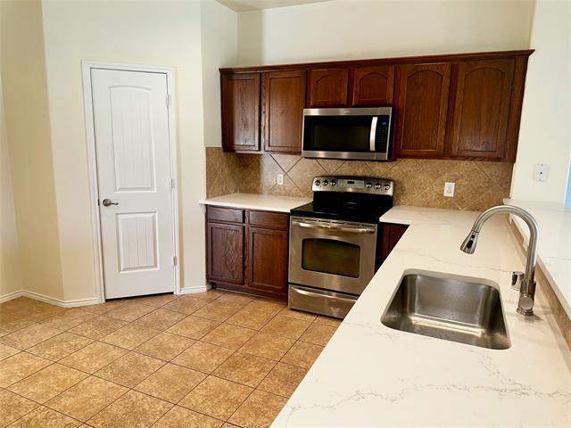 Building Photo - 9721 Mystic Dunes Dr