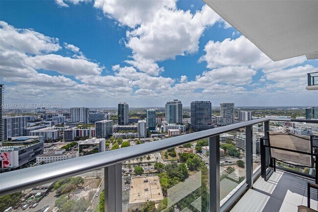 Building Photo - 501 NE 31st St