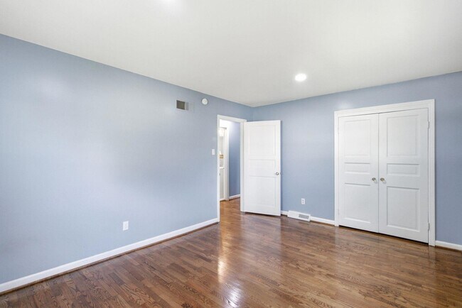 Building Photo - 206 Hiawatha Trail