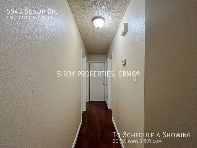 Building Photo - 5543 Sunup Dr