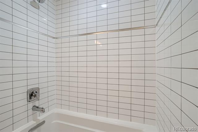 Building Photo - 3500 S Corona St