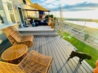 Building Photo - Beautiful Furnished 3 Bedroom/2.5 Bathroom Single Family Home with Flexible Lease terms.