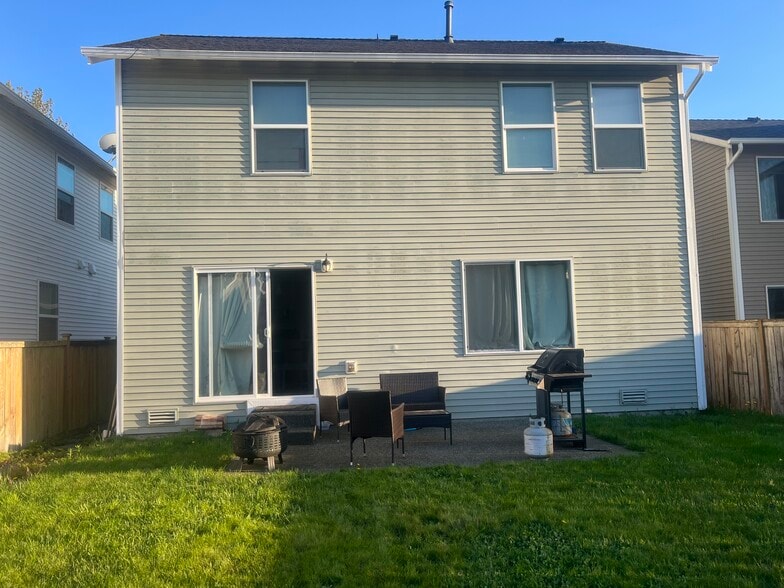 Building Photo - 4656 Nooksack Loop