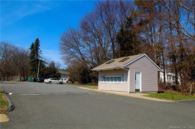 Building Photo - 122 Heather Ridge