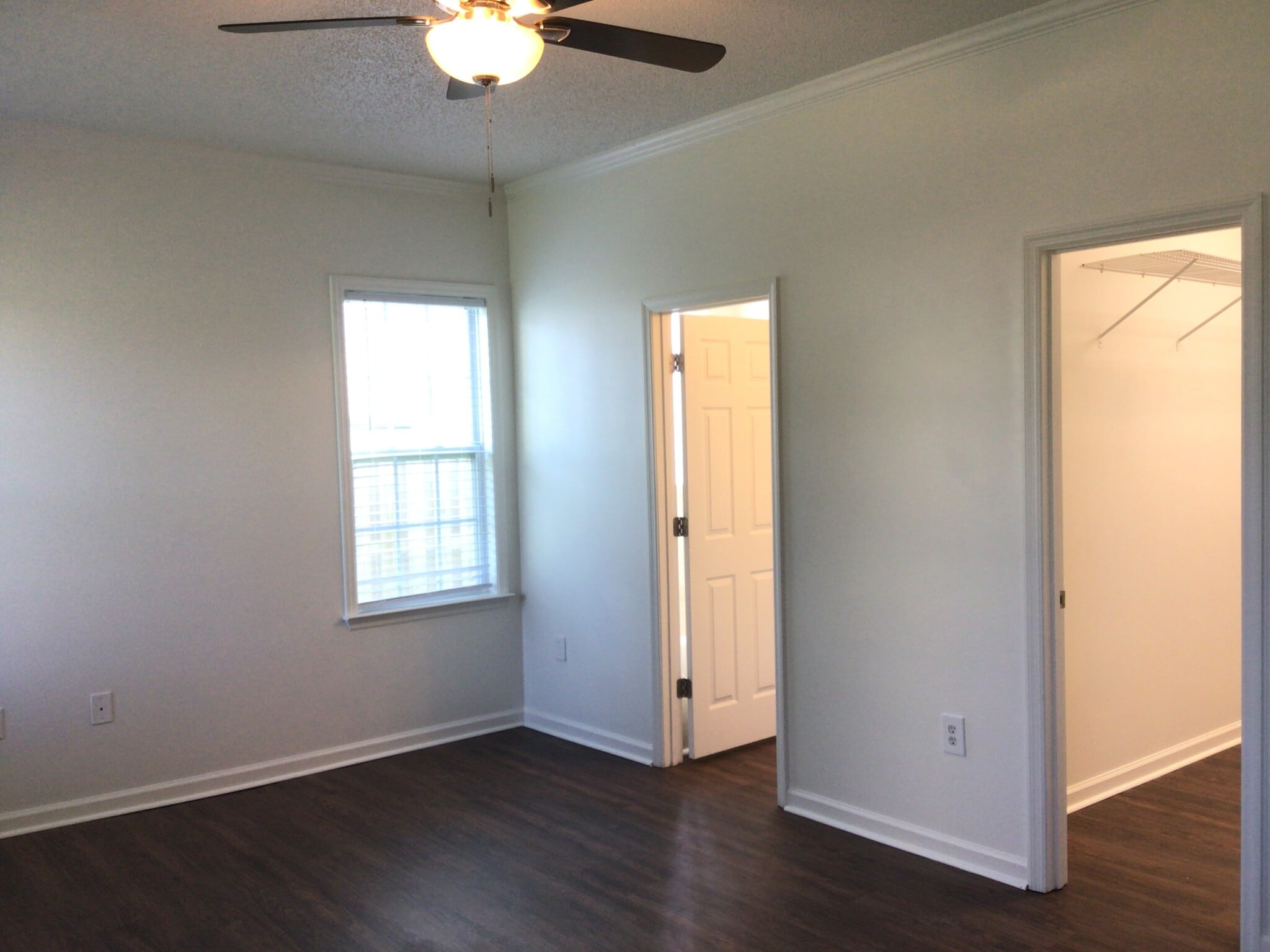 Building Photo - 5511 Kathleen Dr