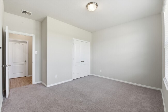 Building Photo - 24715 Oakheath Arbor Ln