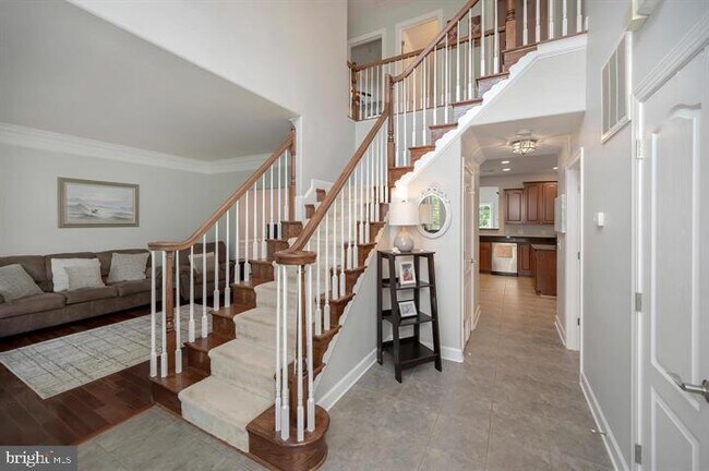 Building Photo - 6 Towering Oaks Dr
