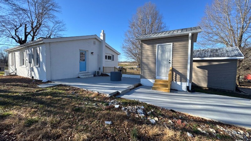 Building Photo - 391 Poplar Springs Rd