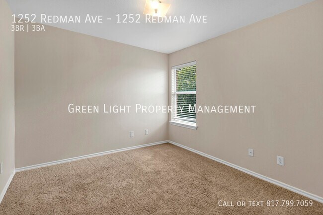 Building Photo - 1252 Redman Ave