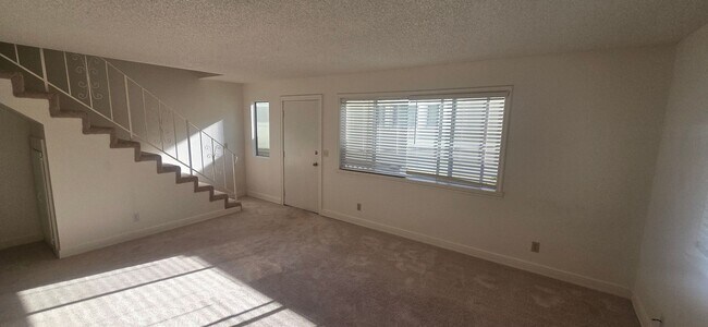 Building Photo - 7321 Bodega Ave
