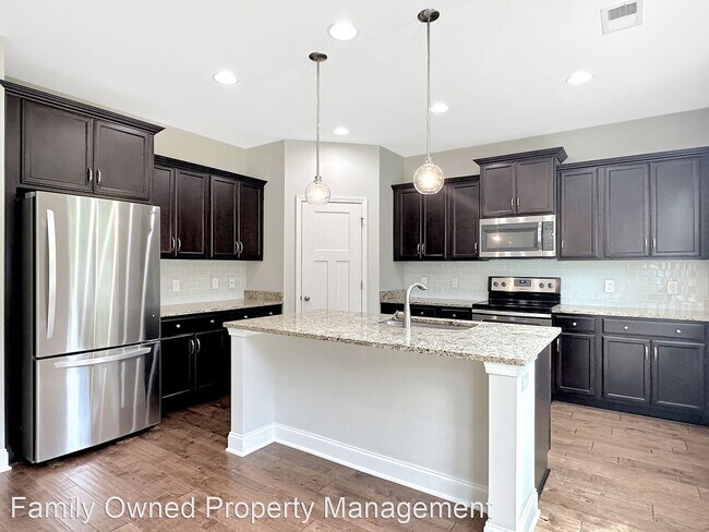 Building Photo - 3 br, 2.5 bath House - 206 Wathen Drive