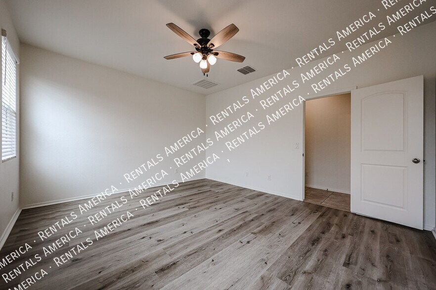 Building Photo - 36387 Pampoloma Ave