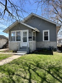 Building Photo - 1010 N Butrick St