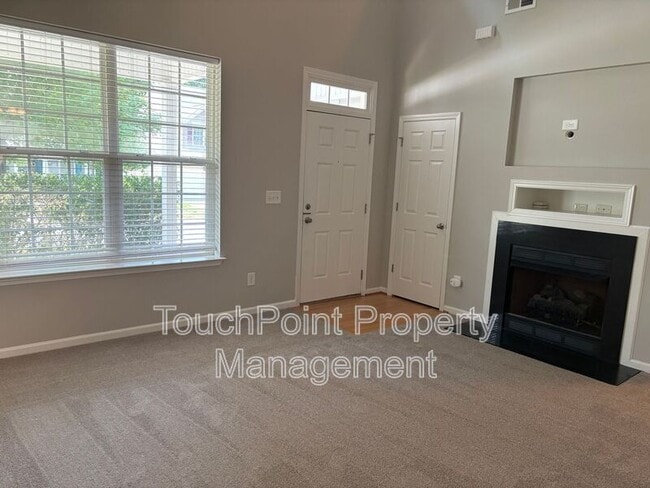Building Photo - 3833 Fircrest Dr