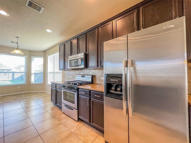 Building Photo - 3419 Yasmine Ranch Dr