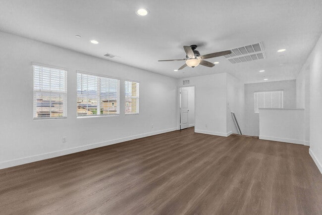 Building Photo - 83325 White Stallion Rd