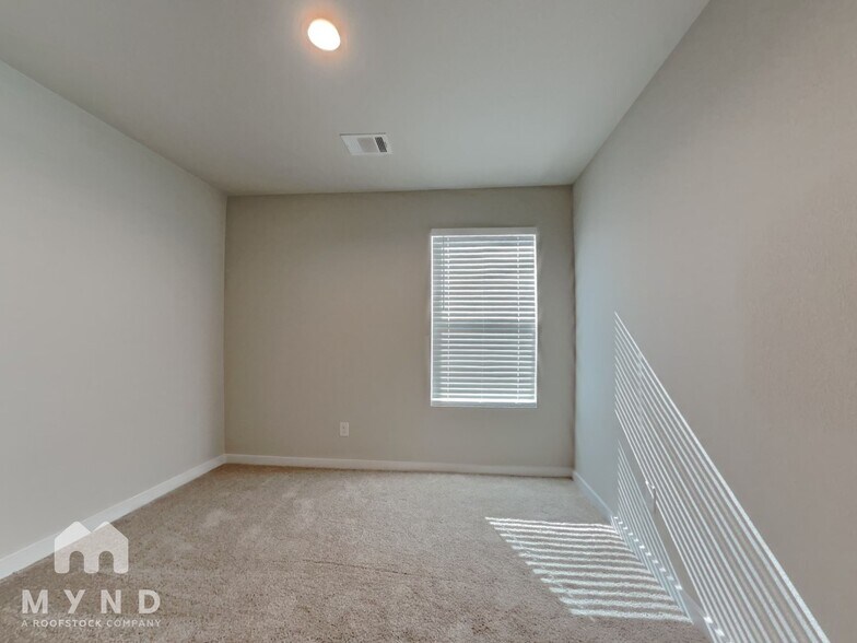 Building Photo - 14714 Surfbird Ln