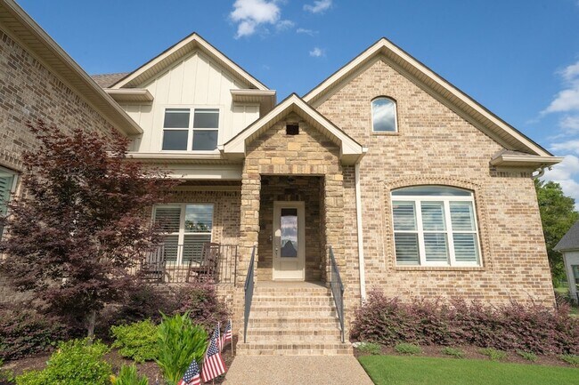 Building Photo - 302 Kelsey Grace Pl