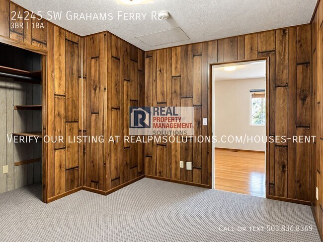 Building Photo - 24245 SW Grahams Ferry Rd