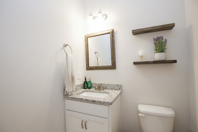 Building Photo - Gorgeous 4 bedroom home in Vass