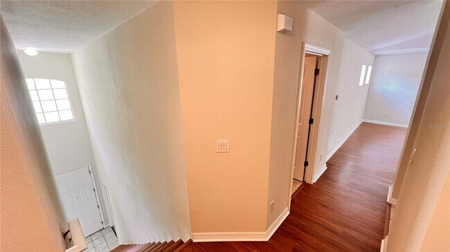 Building Photo - 3658 Oakdale Cir