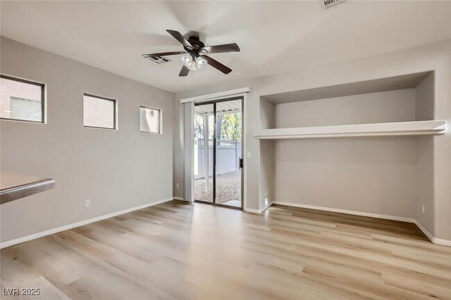 Building Photo - 648 W Vincents Dream Ave