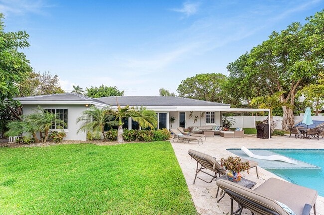 Building Photo - 20 NW 11th St