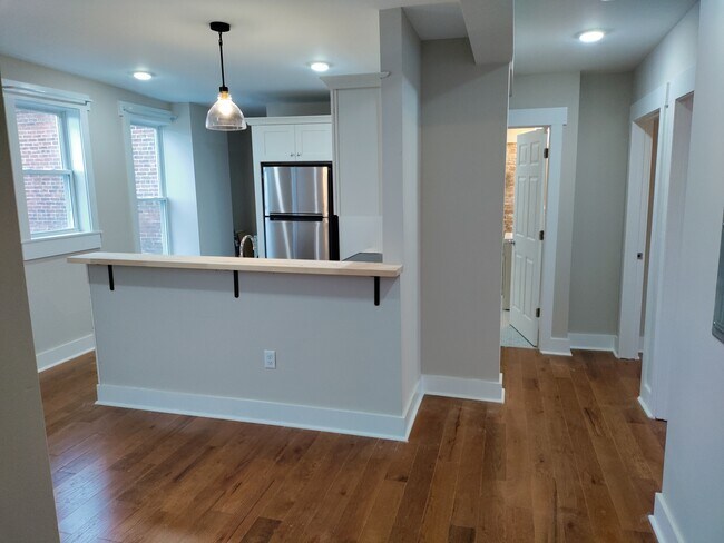 Kitchen - 2027 E 5th St